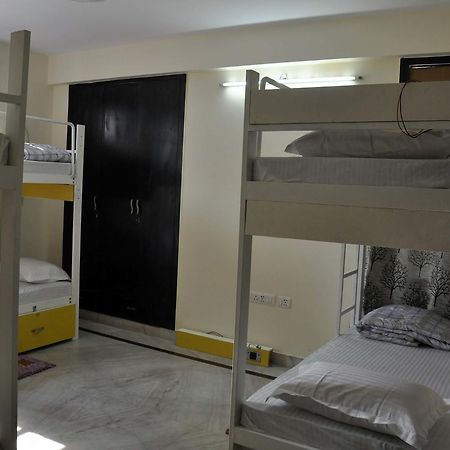 Friends Hostel New Delhi Exterior photo