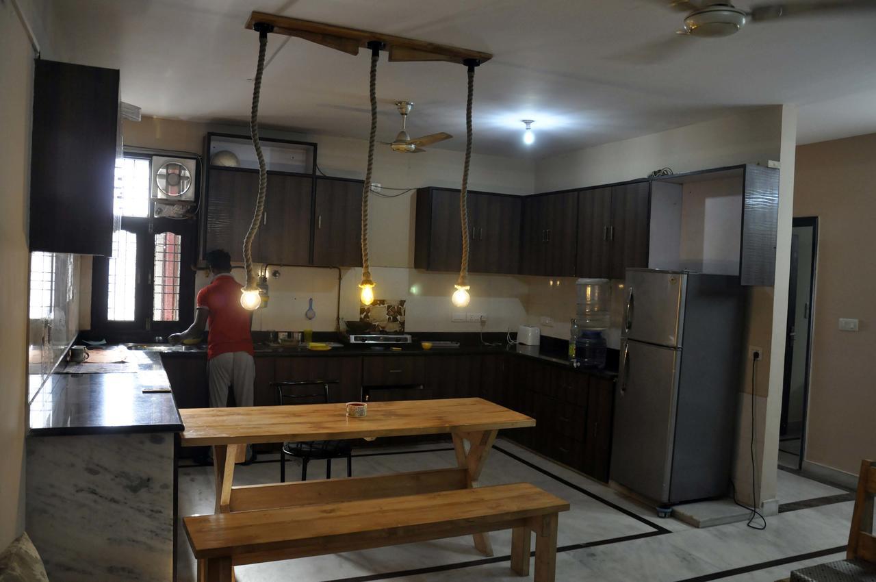 Friends Hostel New Delhi Exterior photo