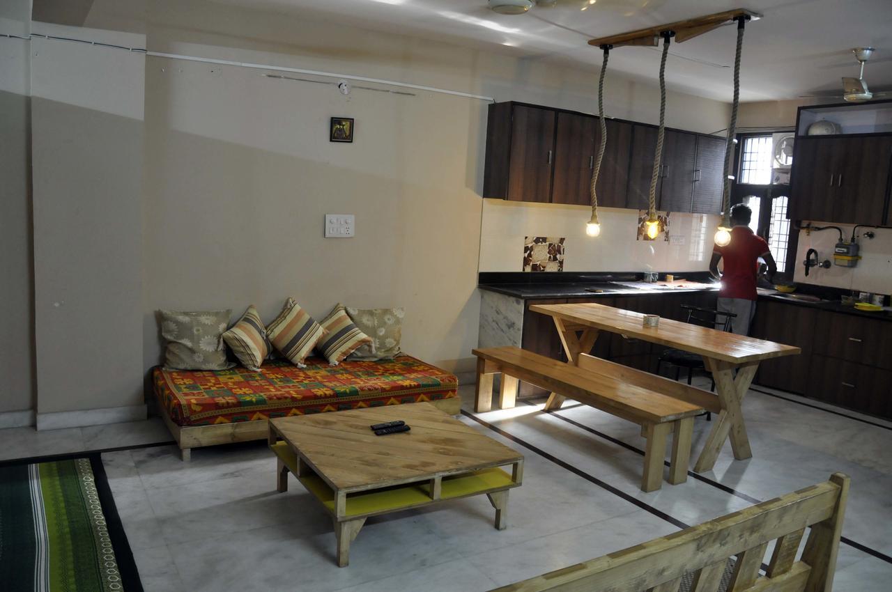 Friends Hostel New Delhi Exterior photo